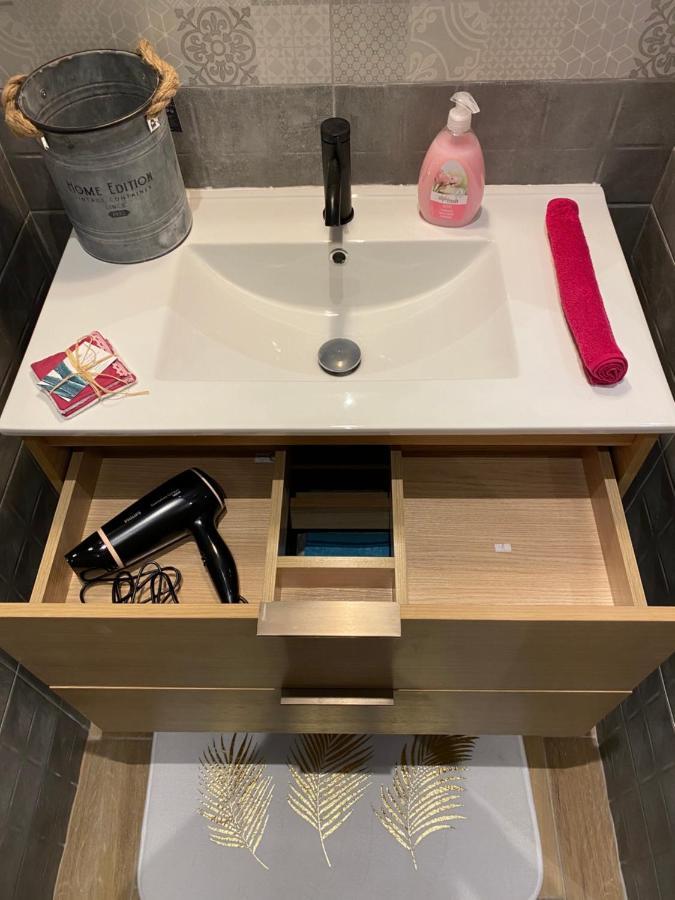 Appartement 50M2 Centre Marche Wifi Tribunal Ντραγκινιάν Εξωτερικό φωτογραφία